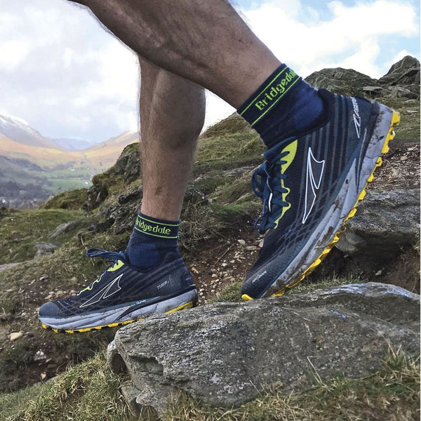 1 Pack Mens Trail Lightweight T2 Merino Wool 3/4 Sport Socks