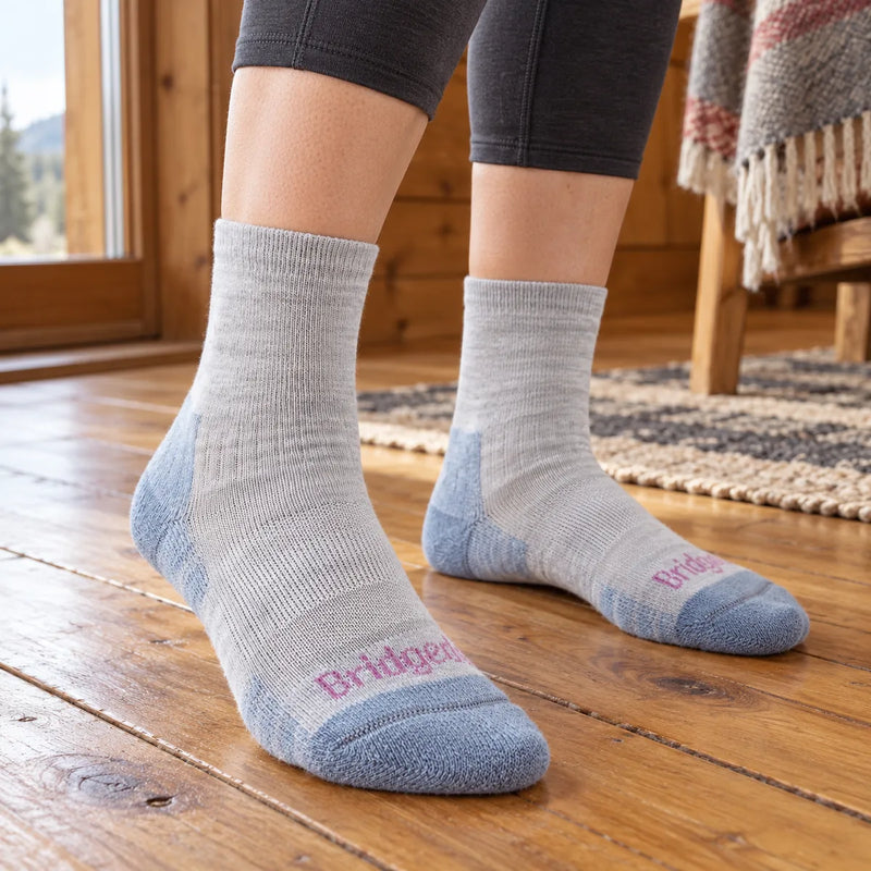 1 Pack Ladies Hiking Lightweight Merino Wool 3/4 Crew Socks — product photograph