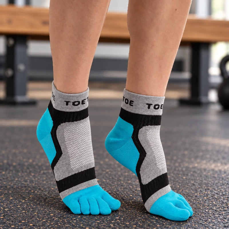 1 Pack Mens & Ladies Sports Light Runner Low Cut Toe Socks — product photograph