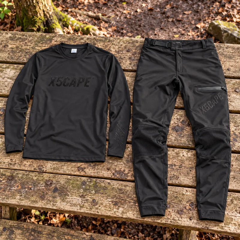 X5CAPE Rebellion Carbon Stealth Mountain Bike Pro Race Kit — product photograph
